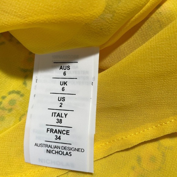 Nicholas Danni‎ Floral Dress Womens 2 Yellow Deep V-Neck Puff 3/4 Sleeve Lined - Picture 9 of 14